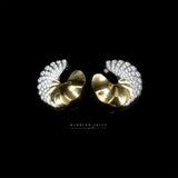 Aurelia studs